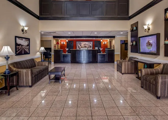 Surestay Plus Hotel By Best Western Alvin