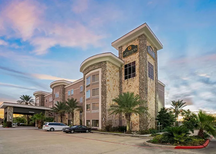 La Quinta By Wyndham Houston Willowbrook