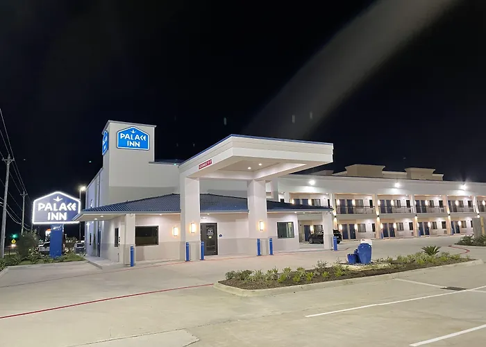 Palace Inn Blue - Garth Rd